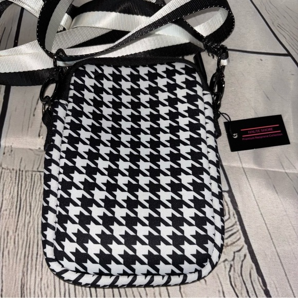 Haute Shore Casey Royal Cellphone Crossbody - Picture 3 of 7